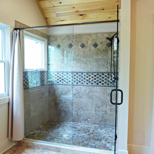 Traditional Bathrooms Gallery